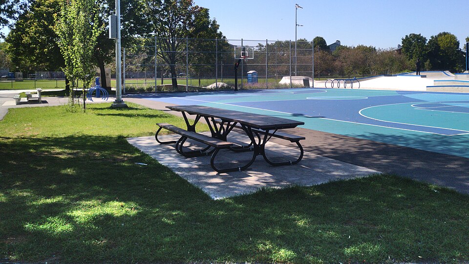 Parc Grovehill