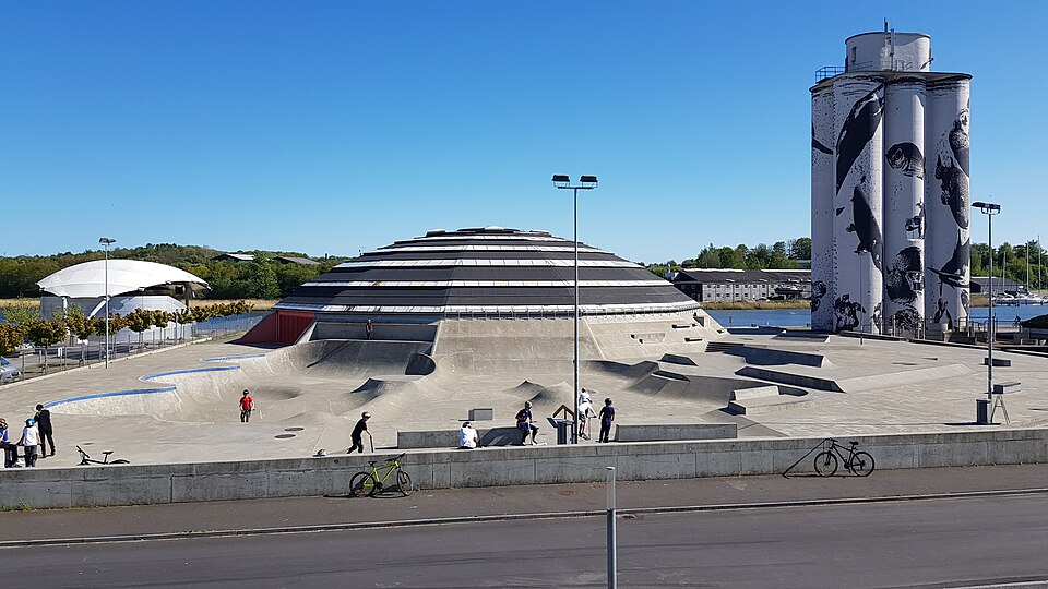 Streetdome
